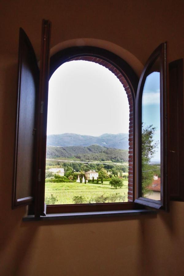 Gasthaus Casa Gaia Lucca Exterior foto