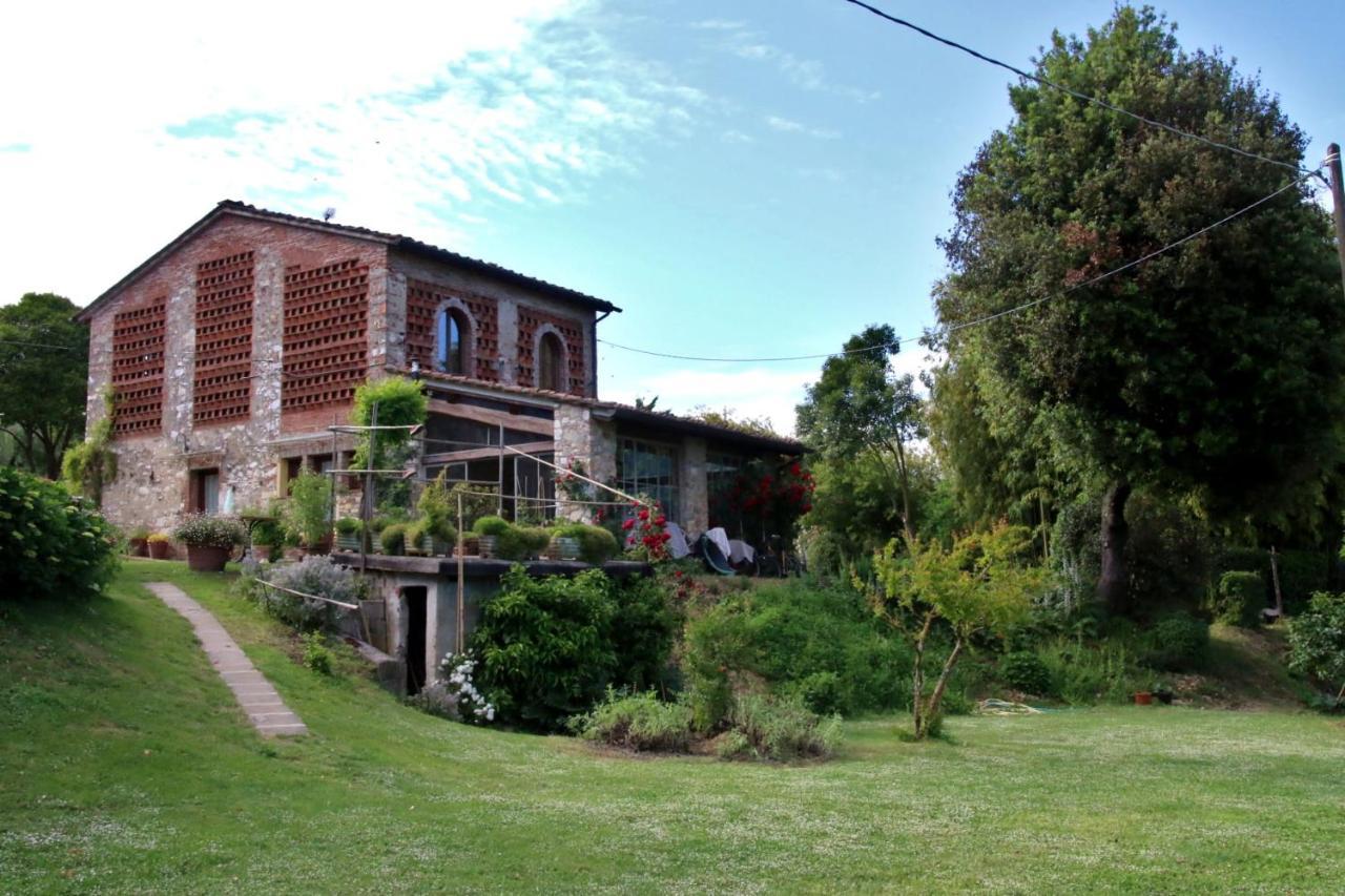 Gasthaus Casa Gaia Lucca Exterior foto